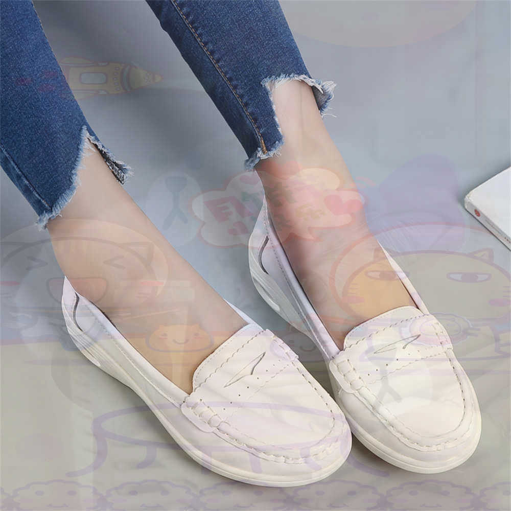Tech Accessories Dropshipping - Soft Slip-on Womens Large Size Shoes